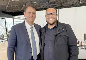 PL de Paulínia realiza carreata pró-candidatos da direita com saída do Parque Brasil 500
